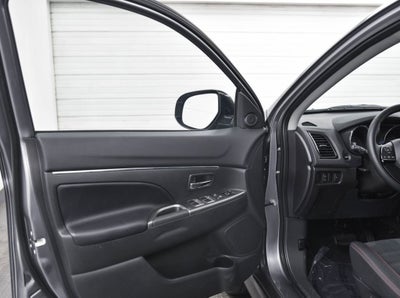 2025 Mitsubishi Outlander Sport S