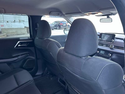 2022 Mitsubishi Outlander ES
