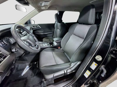 2022 Mitsubishi Outlander ES