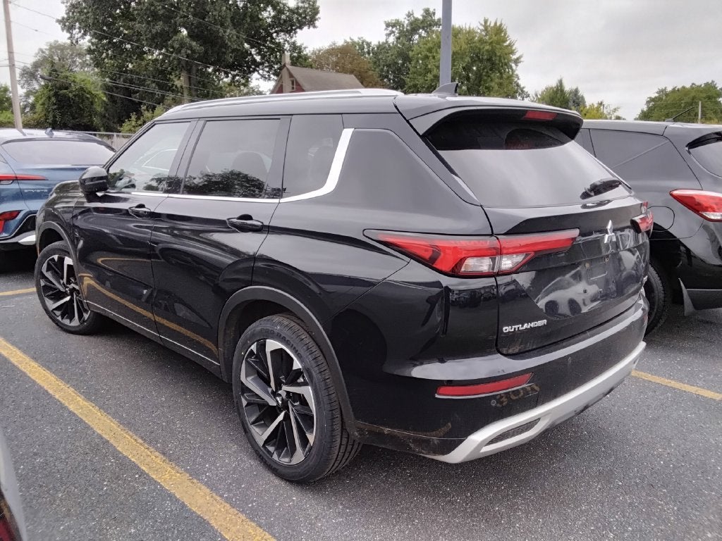 2022 Mitsubishi Outlander SEL