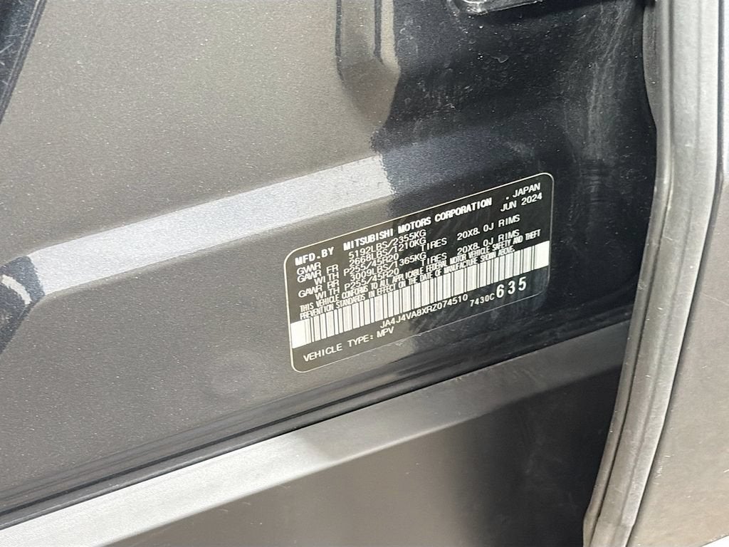 2024 Mitsubishi Outlander SE