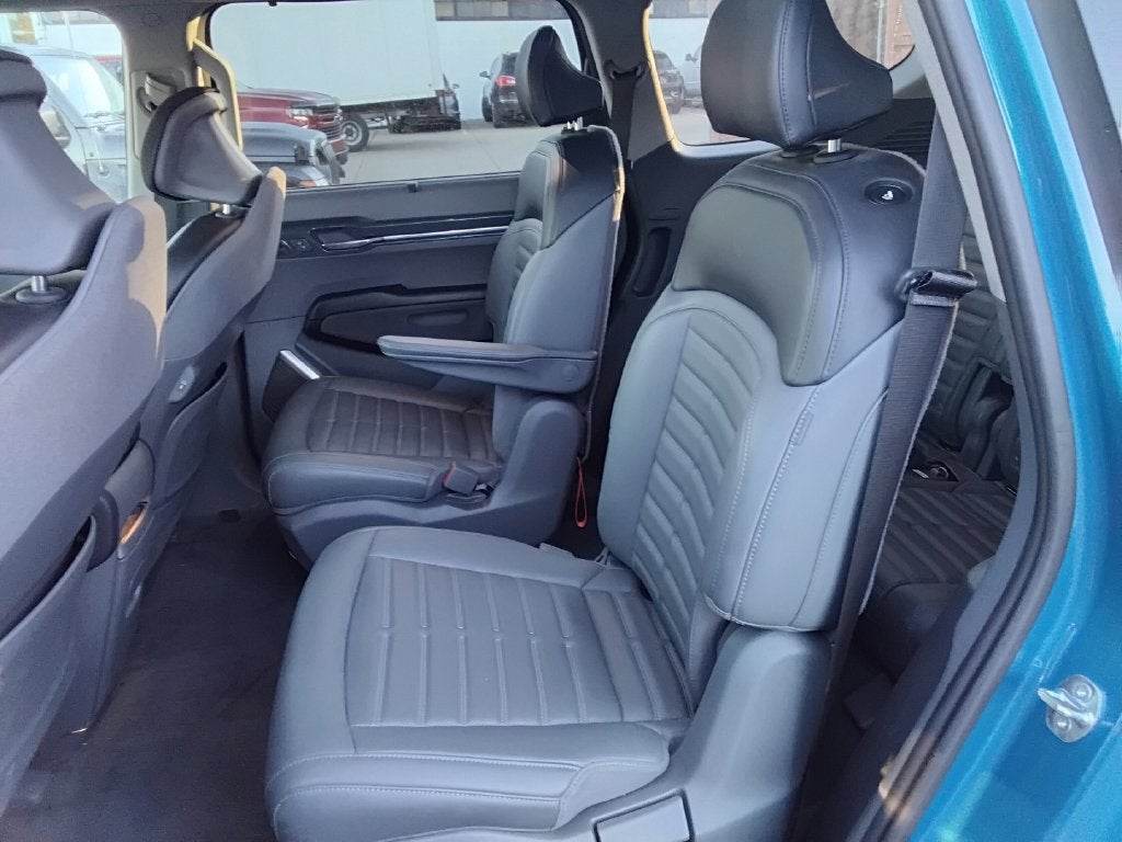 2024 Kia EV9 Land