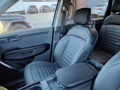 2024 Kia EV9 Land