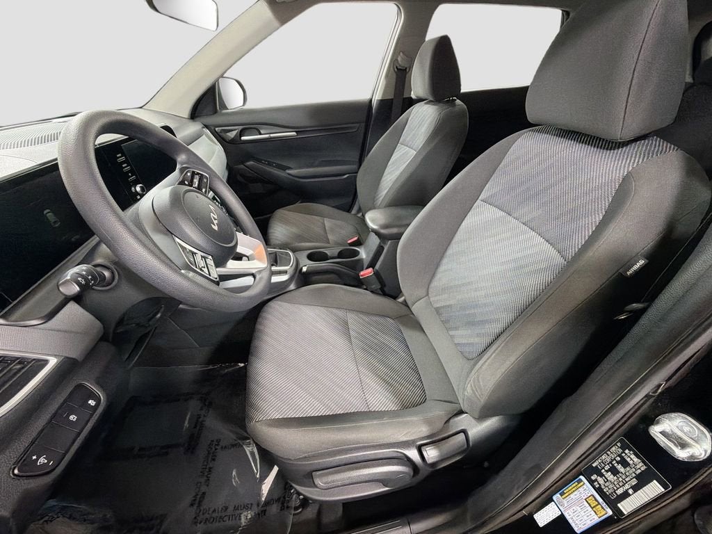 2025 Kia Seltos LX