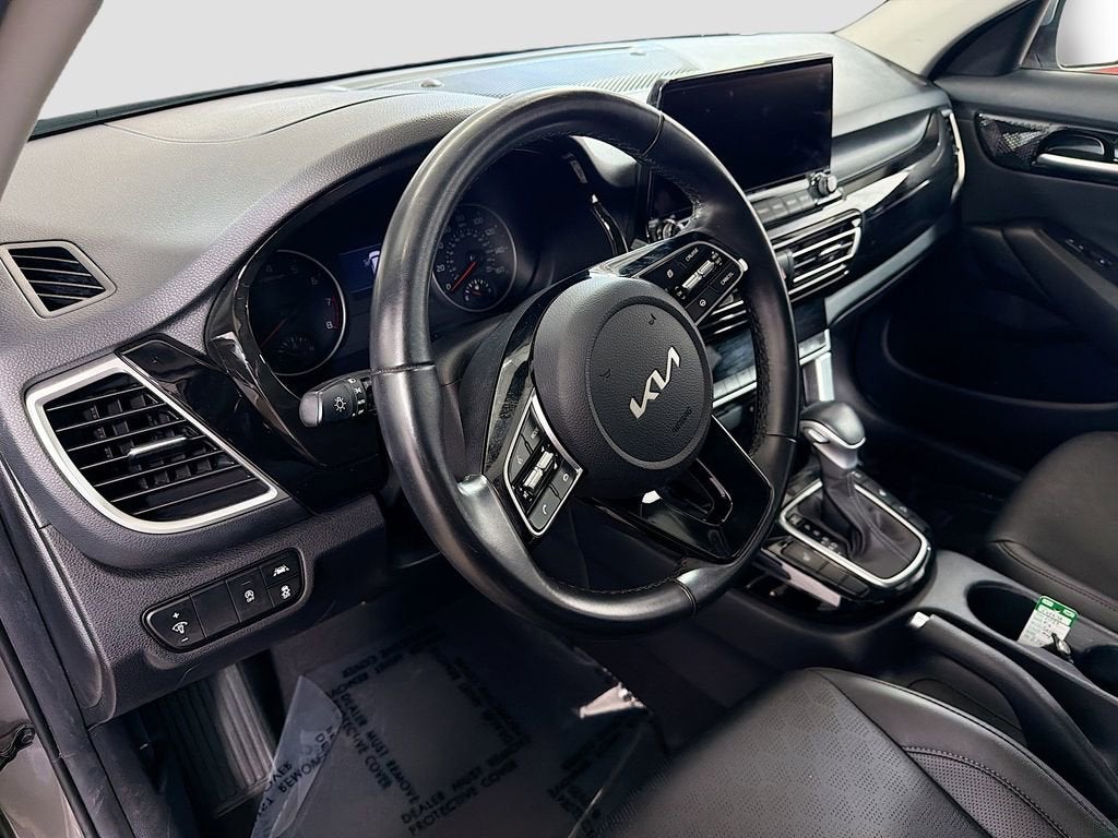 2022 Kia Seltos EX