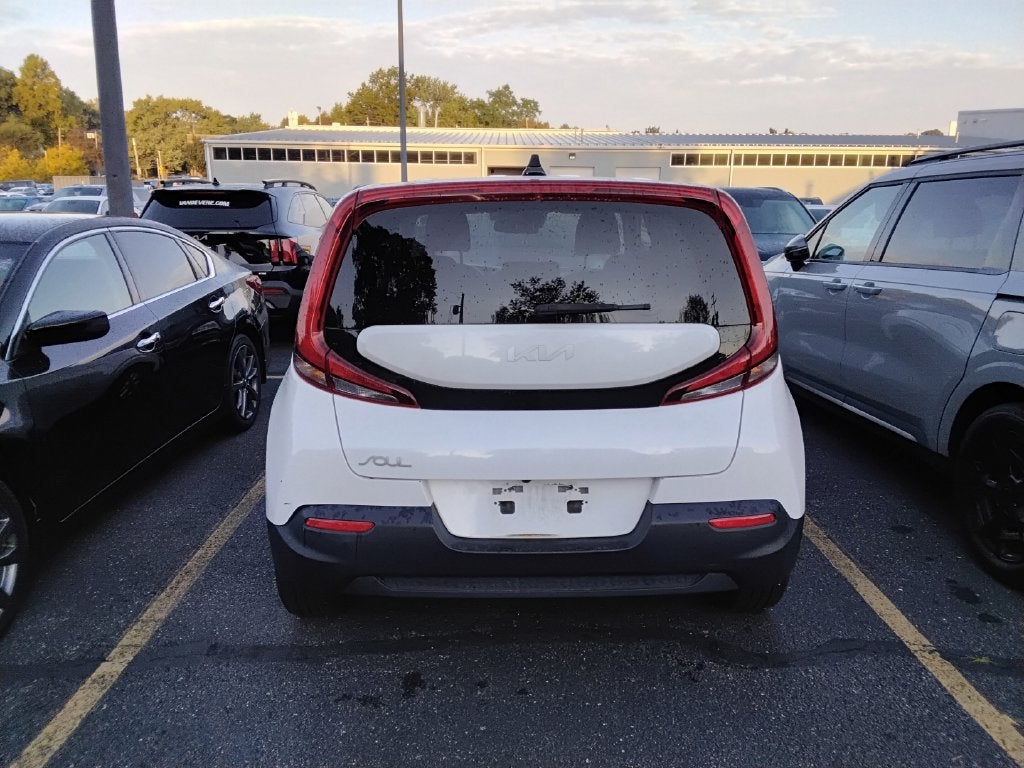 2022 Kia Soul LX