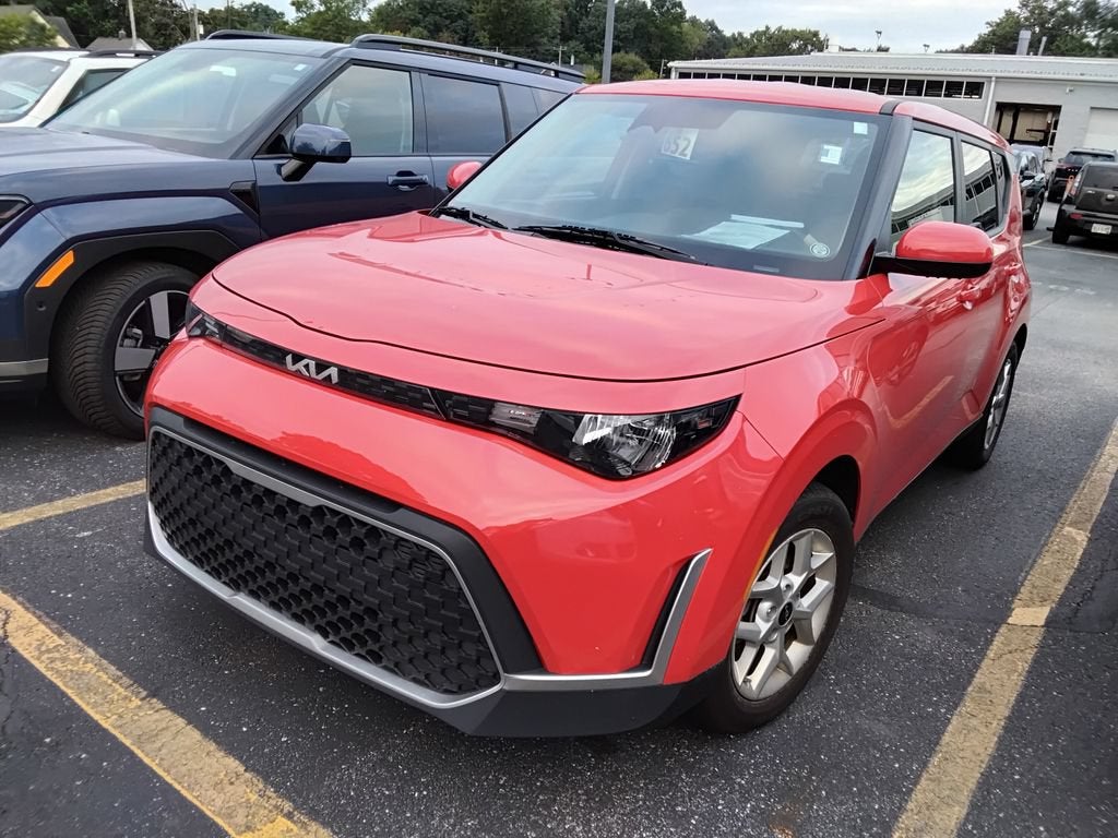 2023 Kia Soul LX