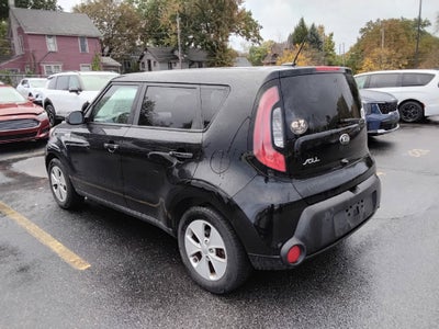 2016 Kia Soul Base