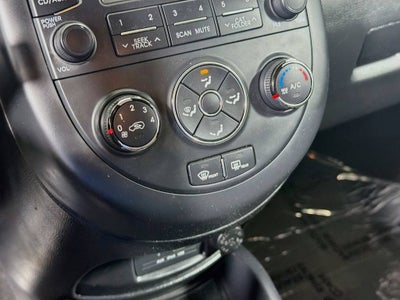 2013 Kia Soul Base