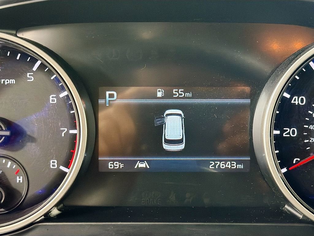 2023 Kia Carnival LX