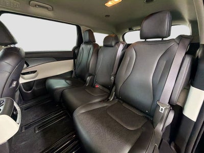 2023 Kia Carnival LX