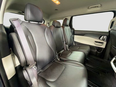 2023 Kia Carnival LX