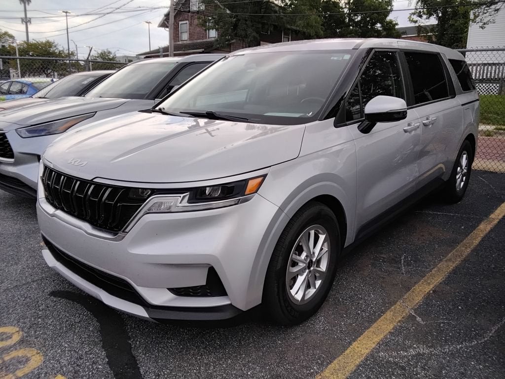 2022 Kia Carnival LXS
