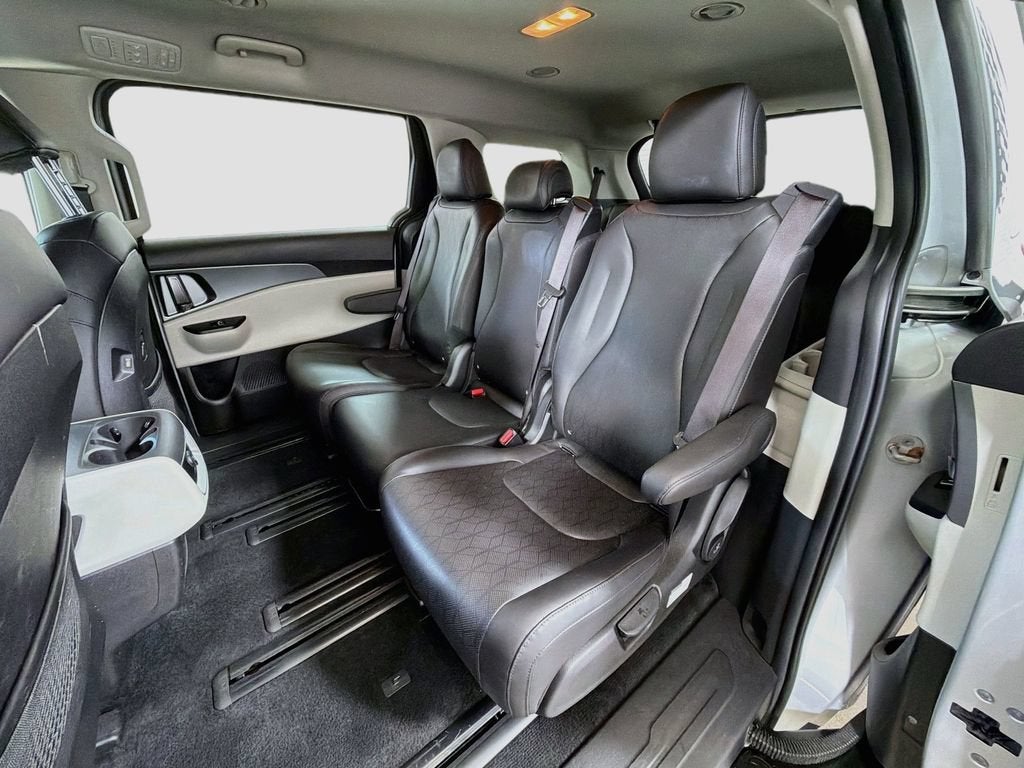 2022 Kia Carnival LXS