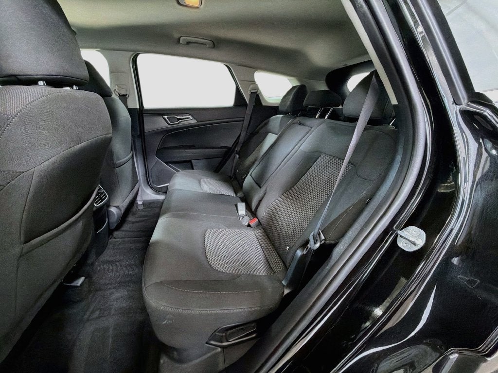 2023 Kia Sportage Hybrid LX