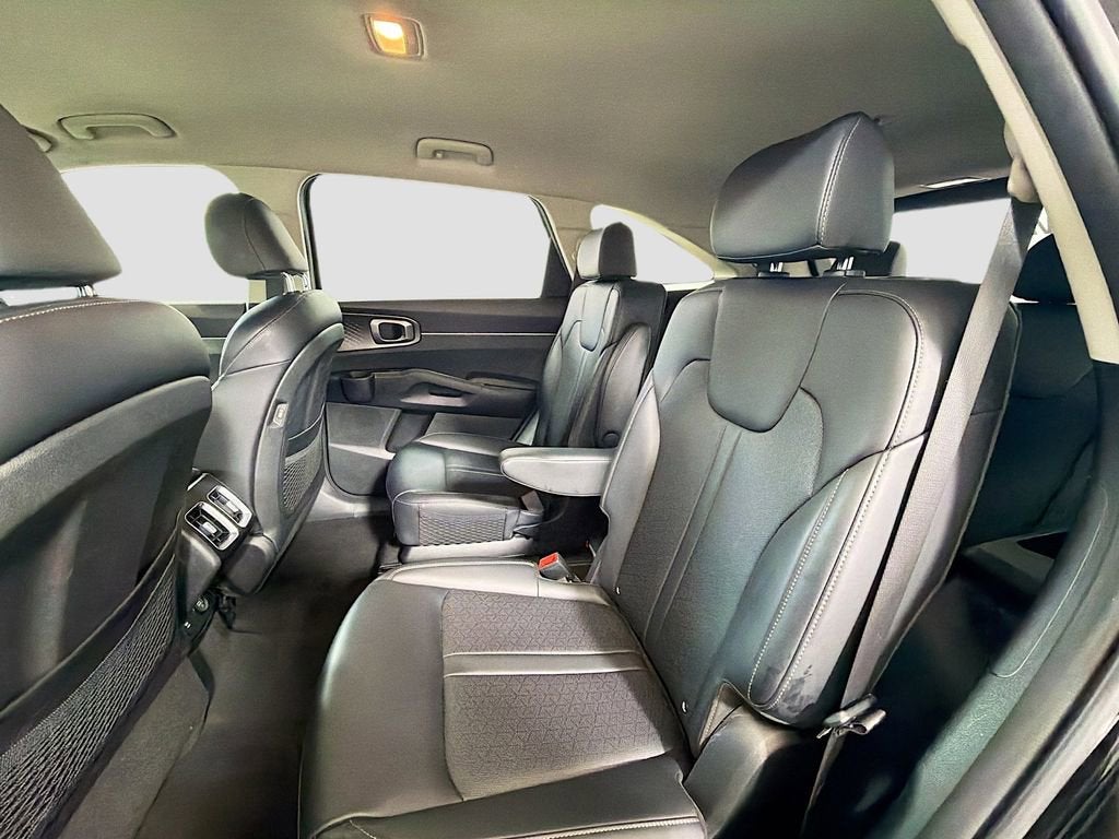 2022 Kia Sorento Hybrid S