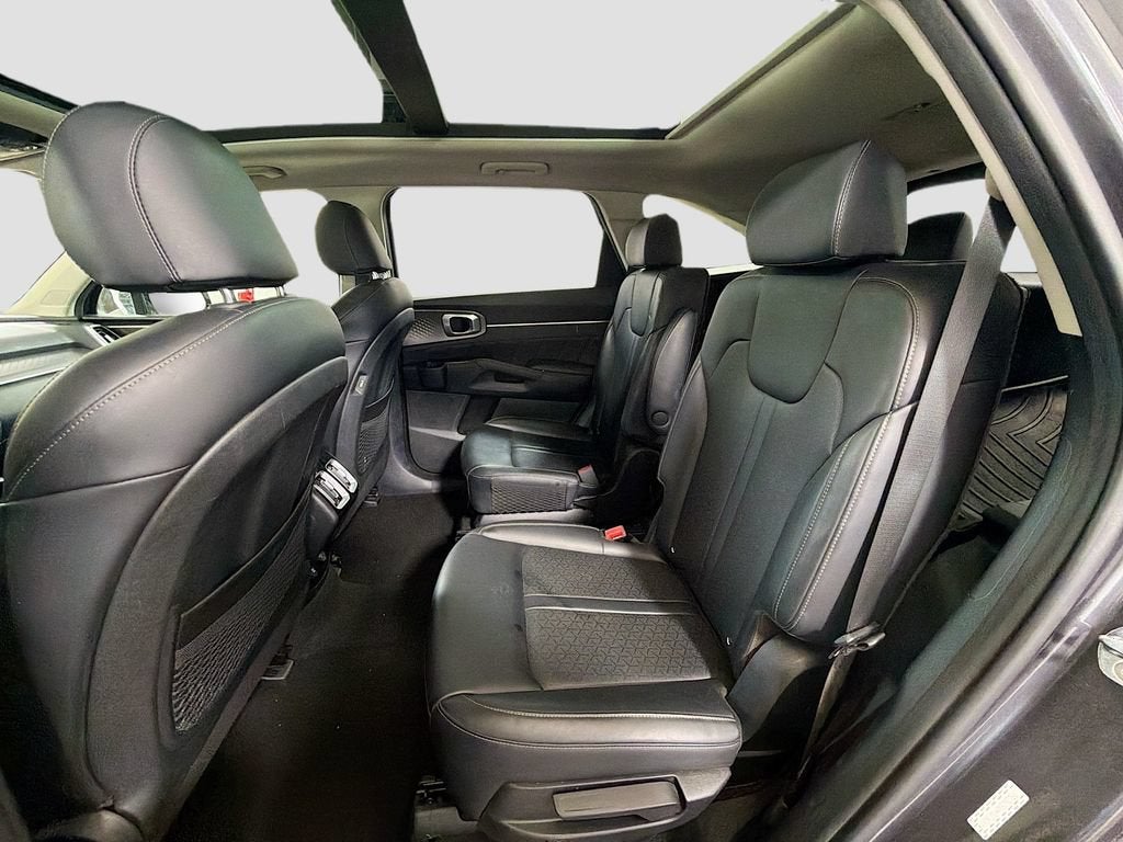 2022 Kia Sorento Plug-In Hybrid SX