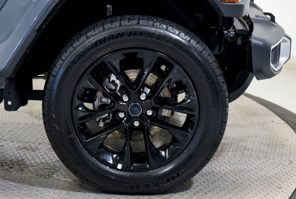 2025 Jeep Wrangler Sahara 4xe