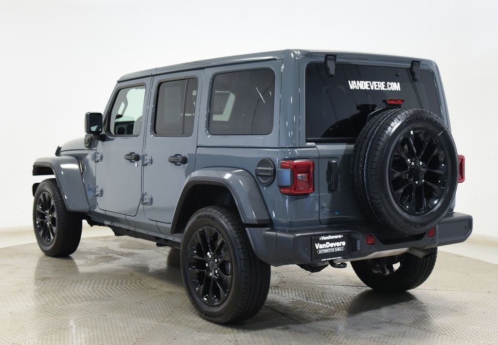 2025 Jeep Wrangler Sahara 4xe