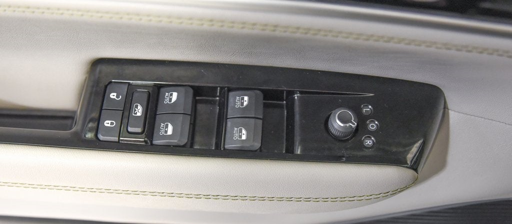 2024 Jeep Wagoneer Base