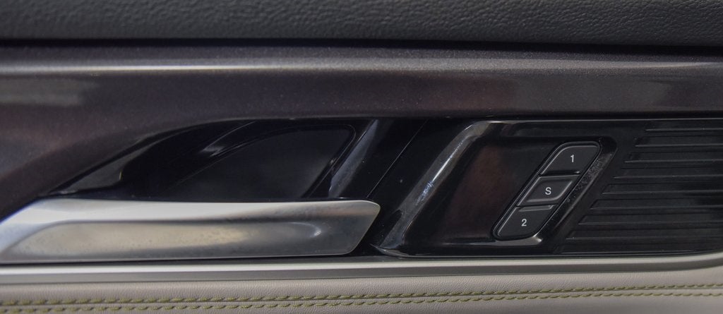 2024 Jeep Wagoneer Base