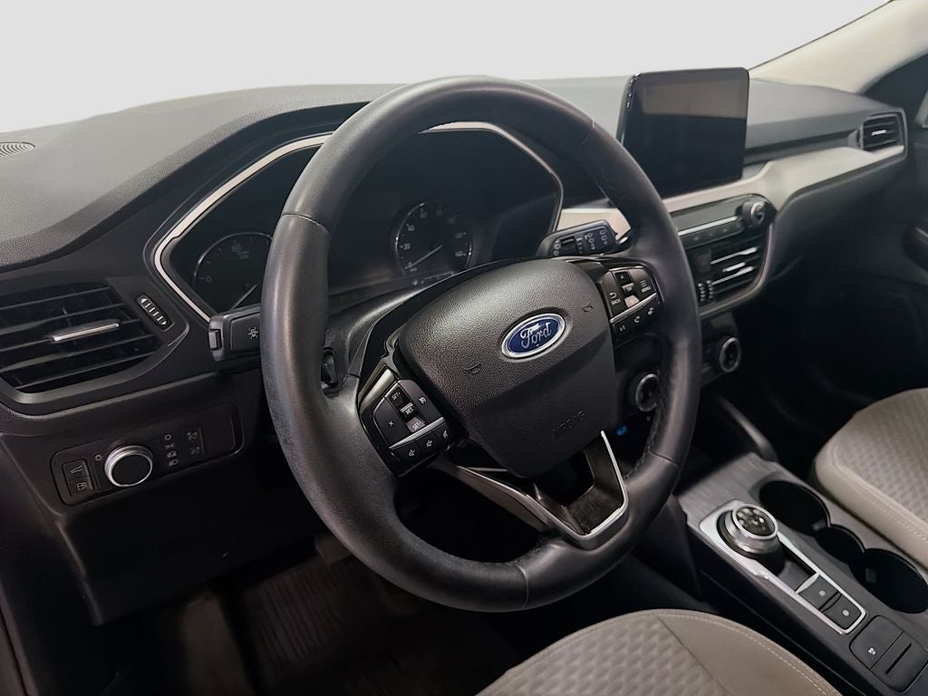 2022 Ford Escape Hybrid SE