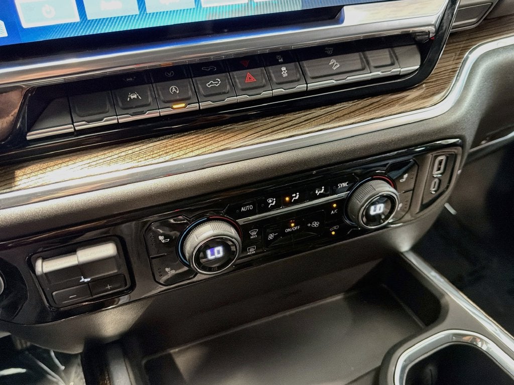 2025 Chevrolet Silverado 1500 LT LT1