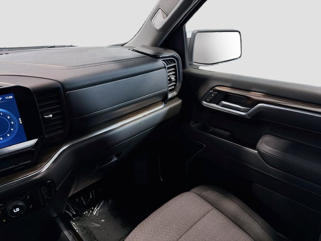 2025 Chevrolet Silverado 1500 LT LT1