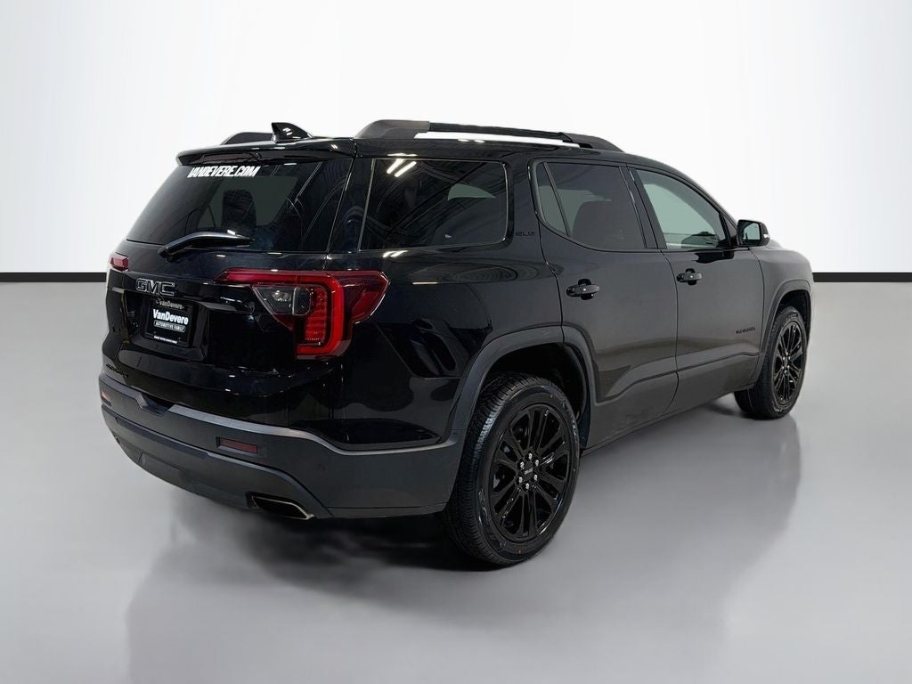 2022 GMC Acadia SLE