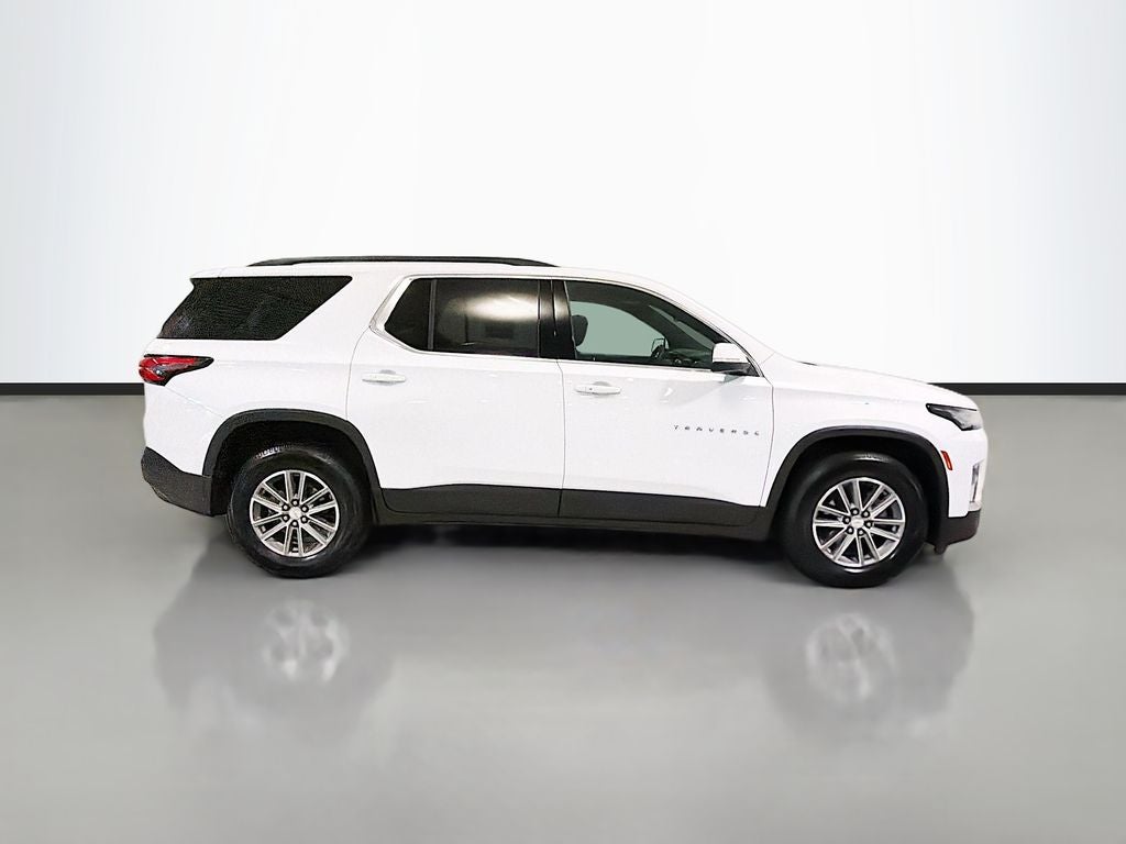 2023 Chevrolet Traverse LT Cloth w/2FL
