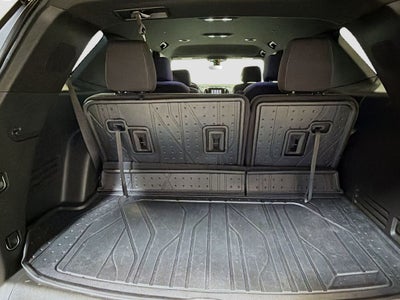 2023 Chevrolet Traverse LT Cloth w/2FL