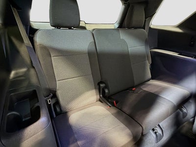 2023 Chevrolet Traverse LT Cloth w/2FL