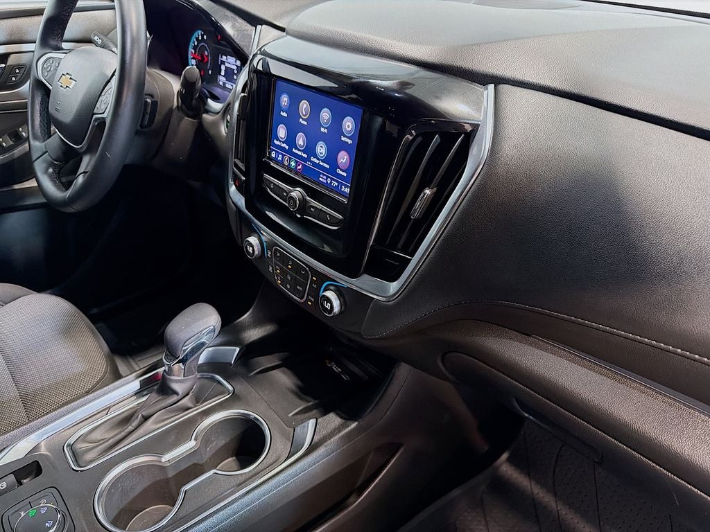 2023 Chevrolet Traverse LT Cloth w/2FL