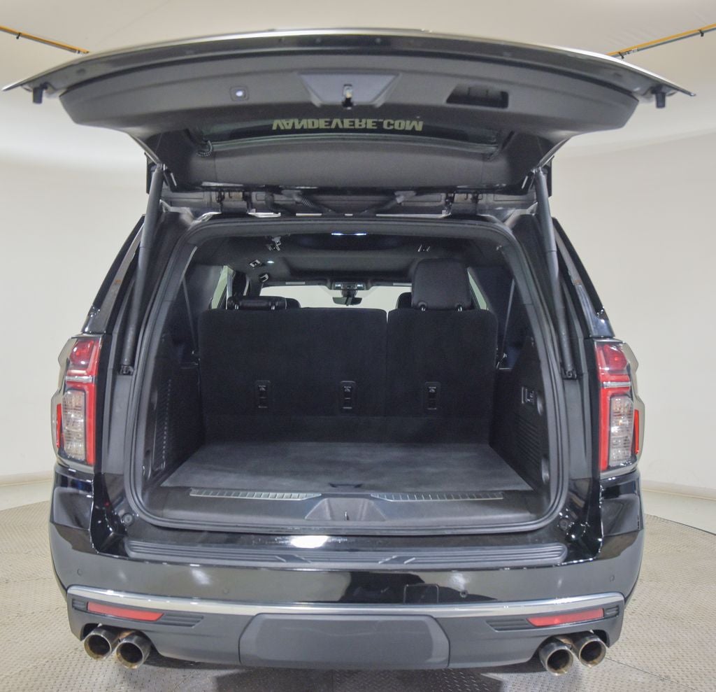 2021 Chevrolet Suburban High Country