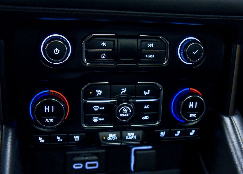 2021 Chevrolet Suburban High Country