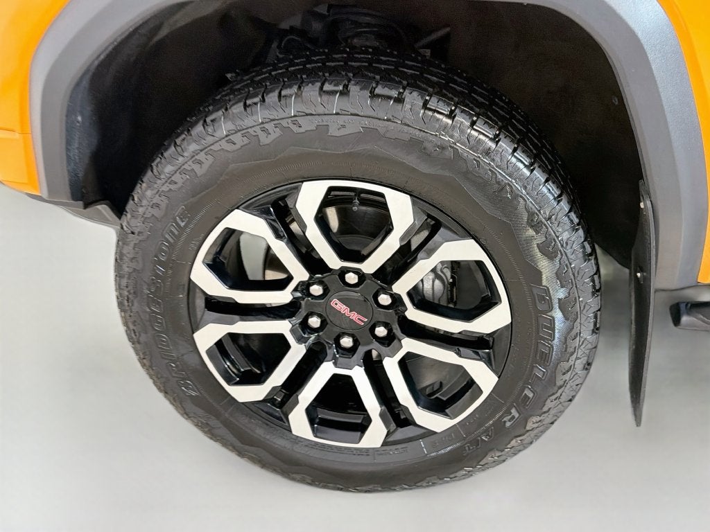 2025 GMC Canyon AT4