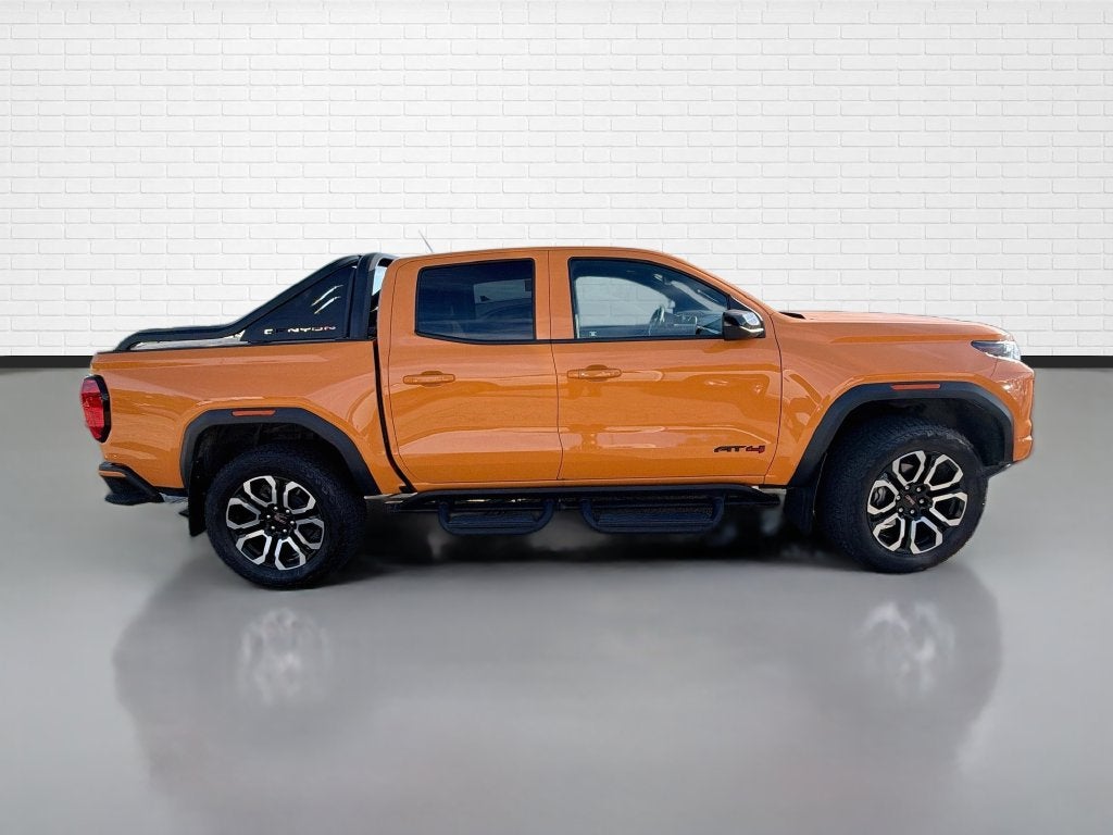 2025 GMC Canyon AT4