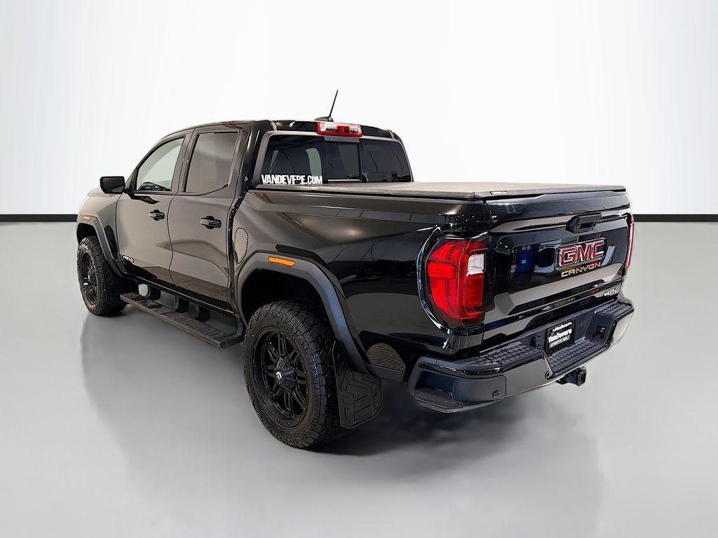 2024 GMC Canyon AT4
