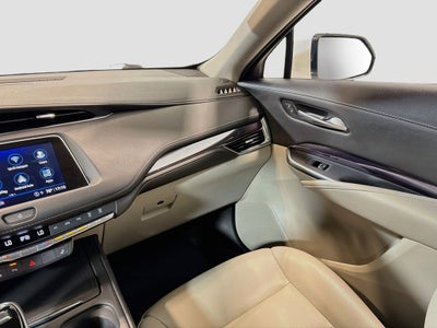 2022 Cadillac XT4 Luxury