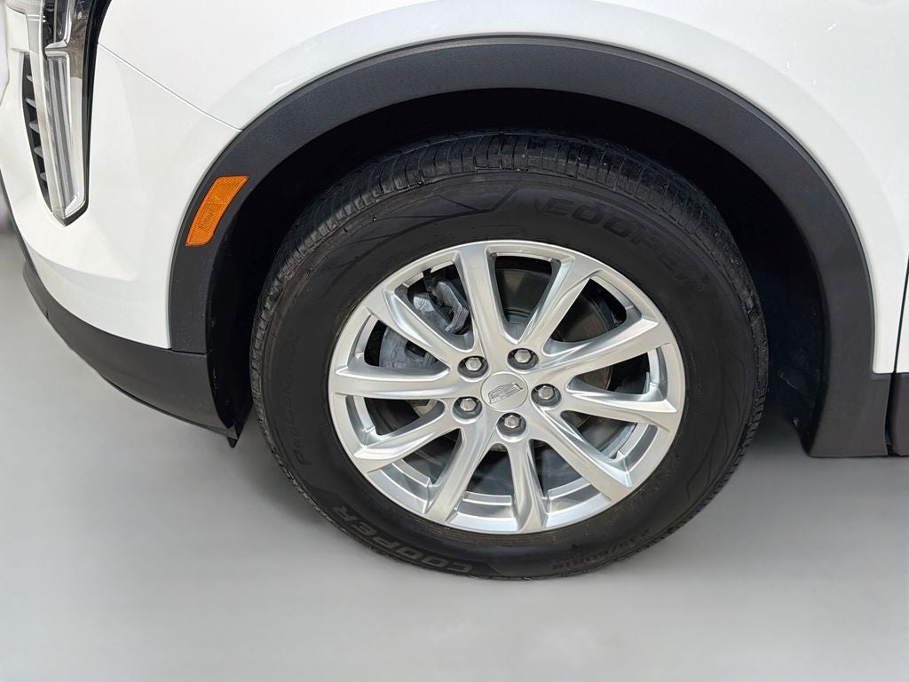 2022 Cadillac XT4 Luxury