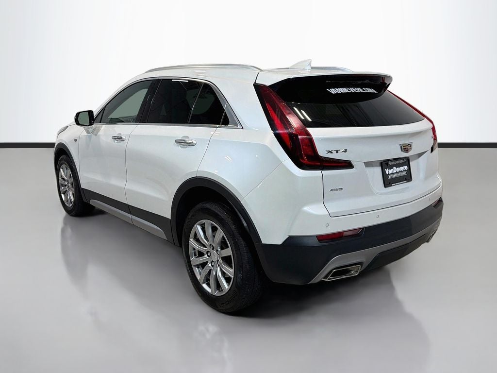 2023 Cadillac XT4 Premium Luxury