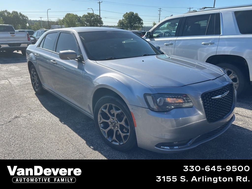 2016 Chrysler 300 S
