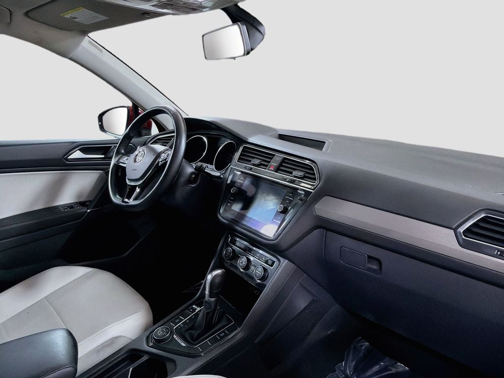 2018 Volkswagen Tiguan 2.0T SEL 4Motion