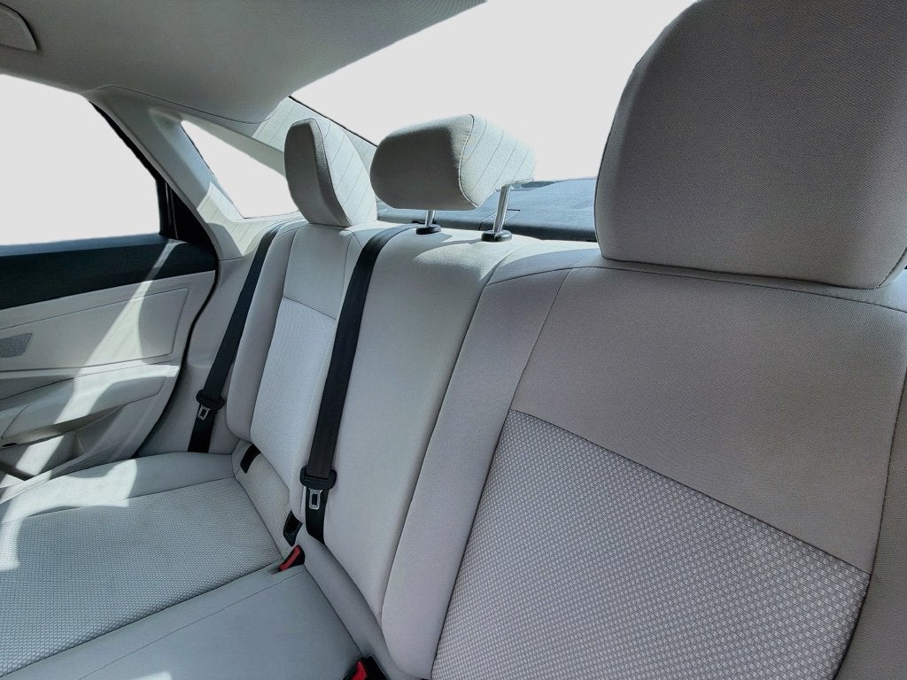 2021 Volkswagen Jetta Base