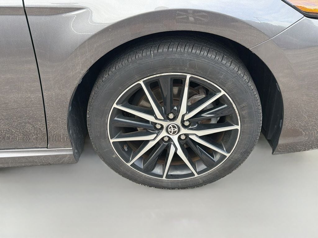 2023 Toyota Camry Hybrid SE