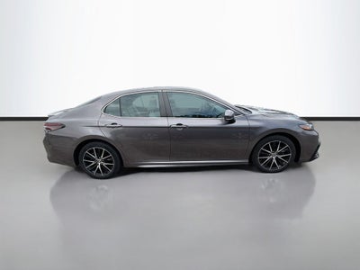 2023 Toyota Camry Hybrid SE