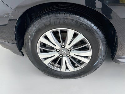 2018 Nissan Pathfinder SL