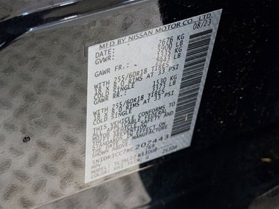 2024 Nissan Pathfinder SL