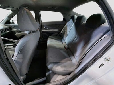 2021 Hyundai Elantra SE
