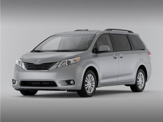 2014 Toyota Sienna XLE 8 Passenger